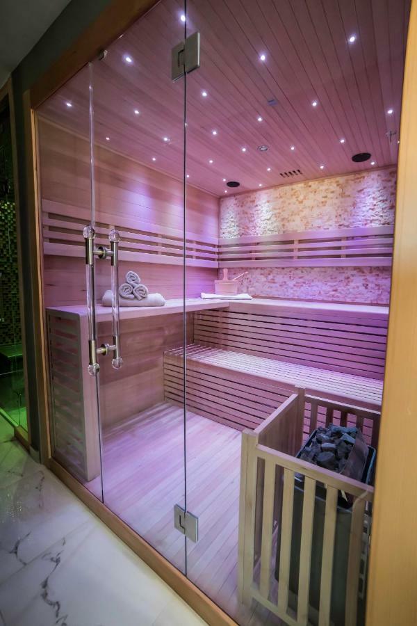 Zambelis Athens Penthouse Spa Exterior photo